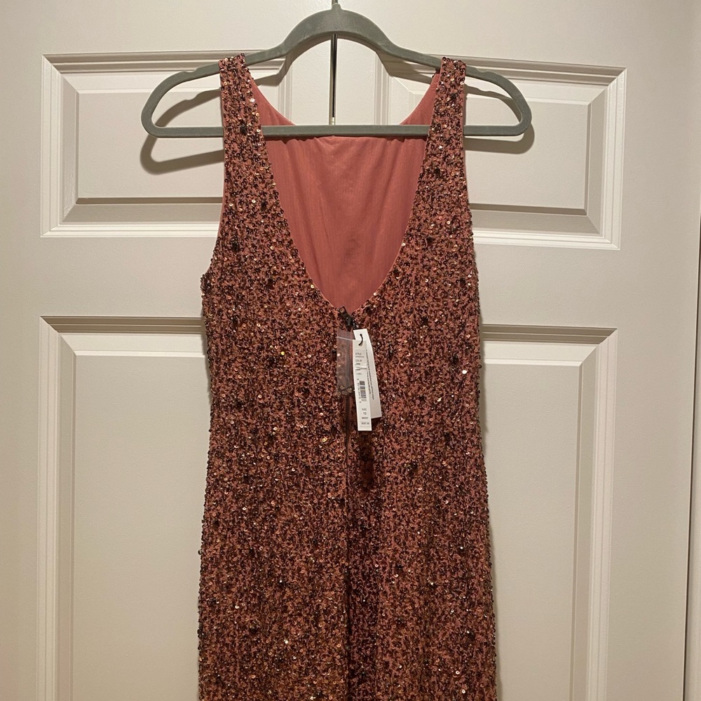 Alice and Olivia beaded dress size 10 to the knee.